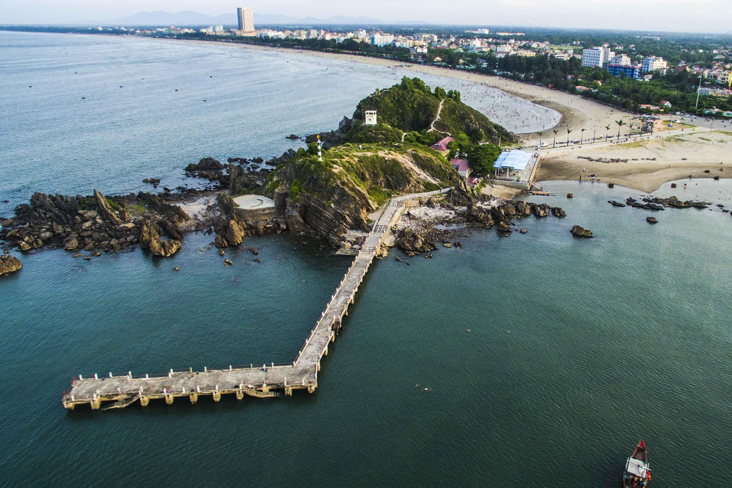 Đảo Lan Châu - viên ngọc xanh nơi phố biển Cửa Lò