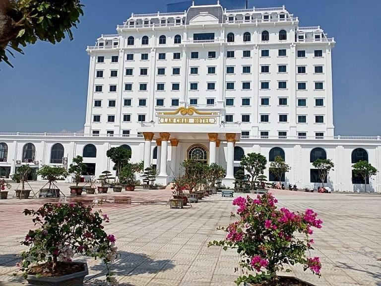 Lan Châu luxury Hotel