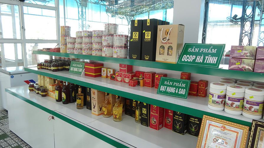 Các sản phẩm rượu được chế biến kết hợp bỗ dưỡng của Nhung nai